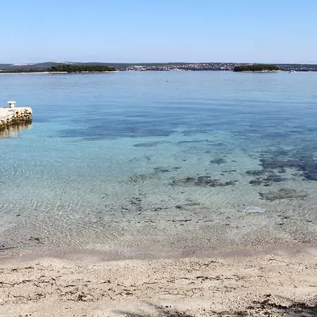 Apartment With Parking Space Tkon, Pasman - 8411 Tkon