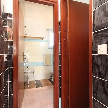 Apartment With Parking Space Tkon, Pasman - 8411