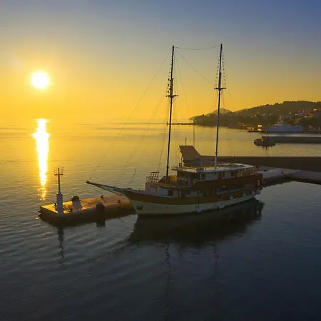 With Parking Space Tkon, Pasman - 8411 Apartment