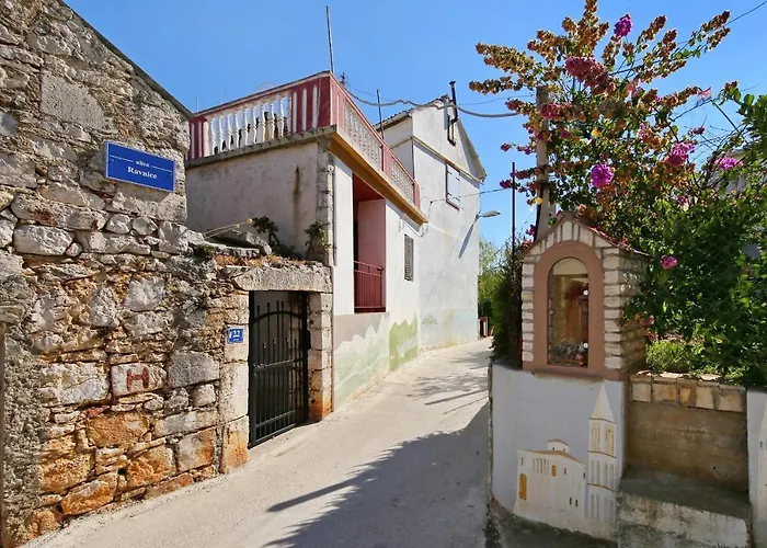 With A Parking Space Tkon, Pasman - 8411 *