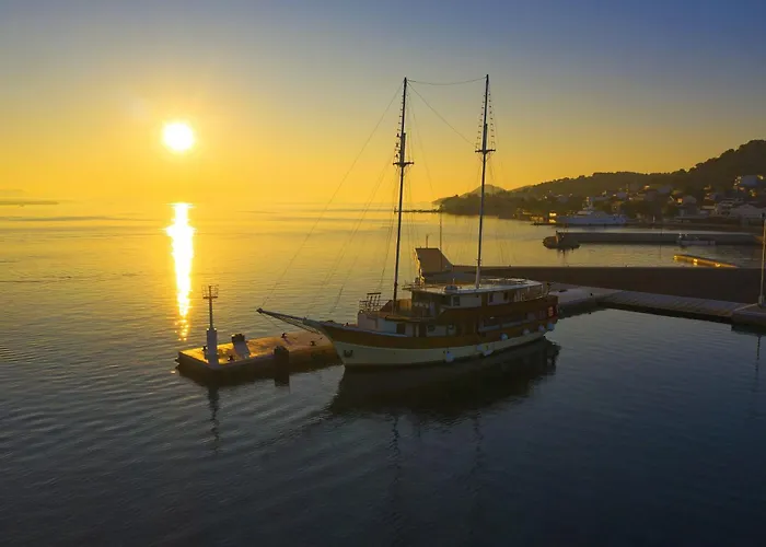 With A Parking Space Tkon, Pasman - 8411 شقة