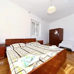 Appartement With Parking Space - Pasman - 8411 *